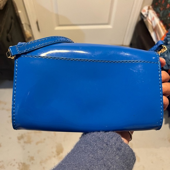 Preloved/like new  Tory Burch Perforated Logo Clutch Bag - Picture 3 of 5